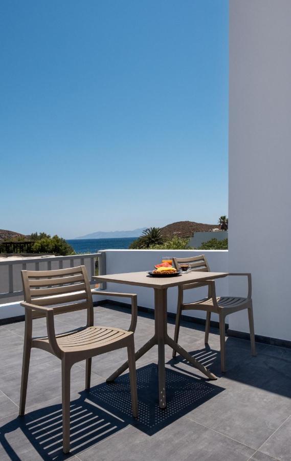 Nautilus Serifos Livadakia ภายนอก รูปภาพ